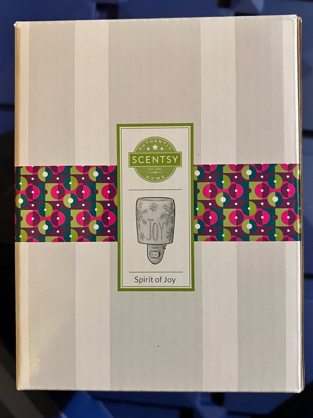 Scentsy Spirit of Joy Warmer - White